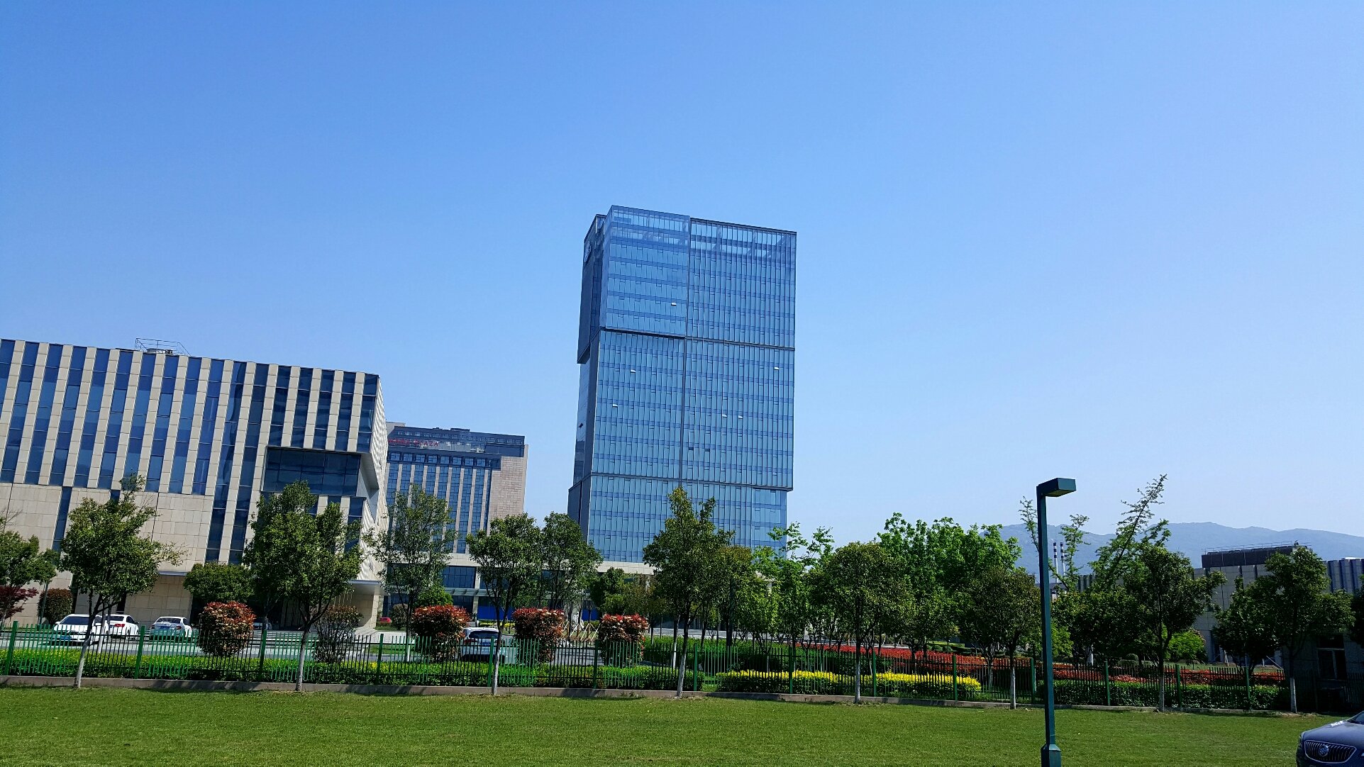 連云港市第一人民醫(yī)院開發(fā)區(qū)院區(qū),招聘護理人員30名(專科起報)